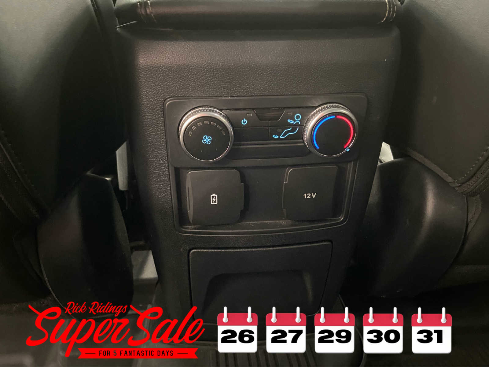 Used 2023 Ford Explorer XLT w/ Equipment Group 202A image 21