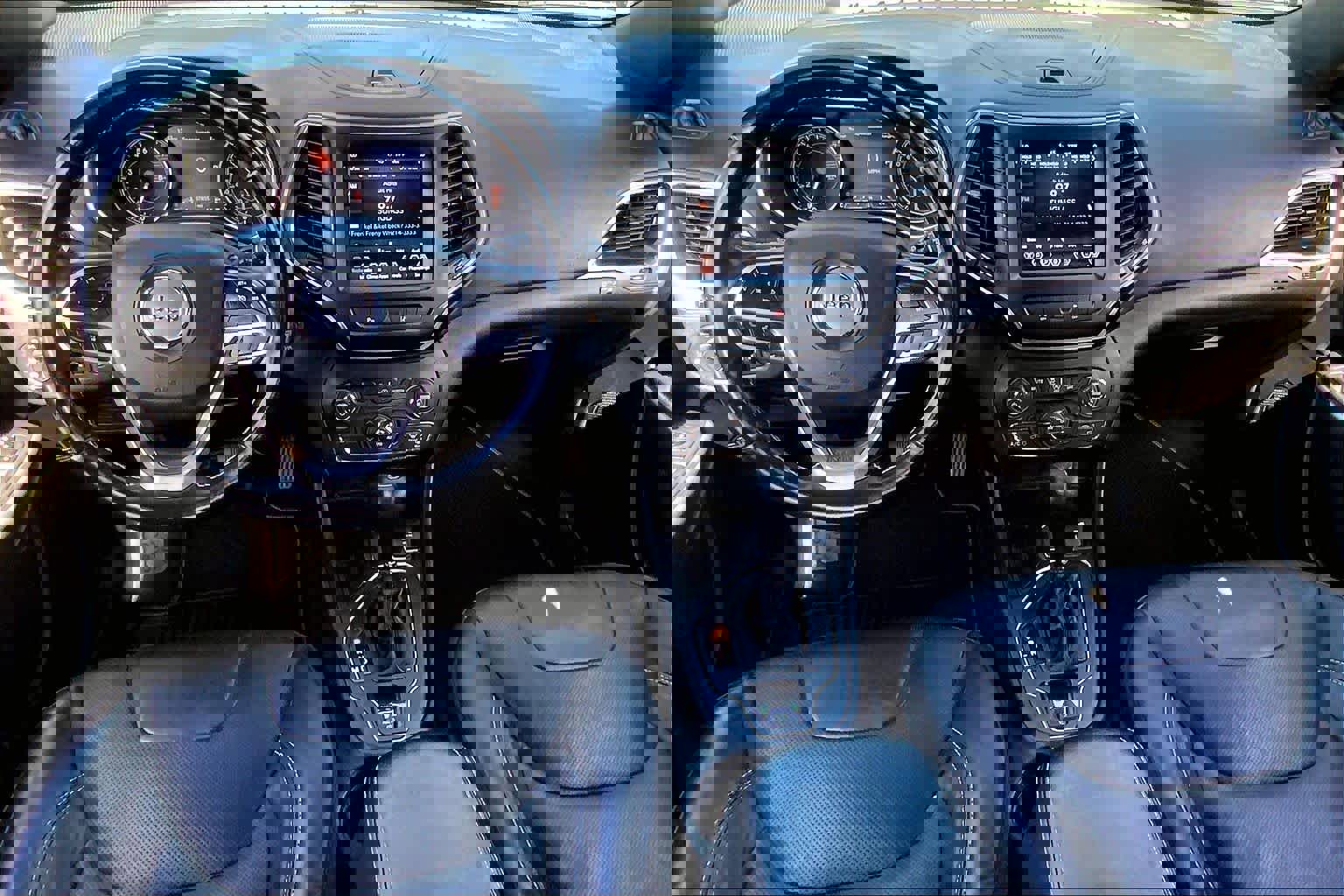 Used 2021 Jeep Cherokee Latitude Lux 80th Anniv w/ Quick Order Package 26U 80TH image 15