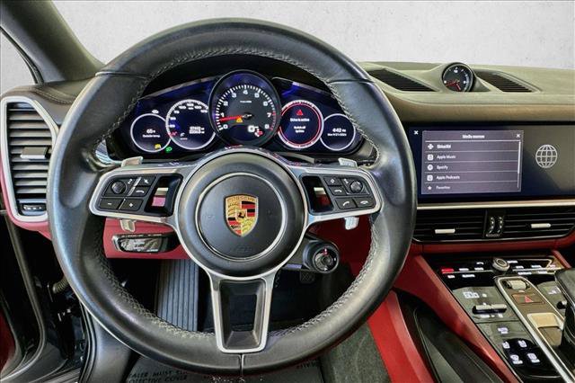 Used 2023 Porsche Cayenne Coupe AWD/4WD image 11