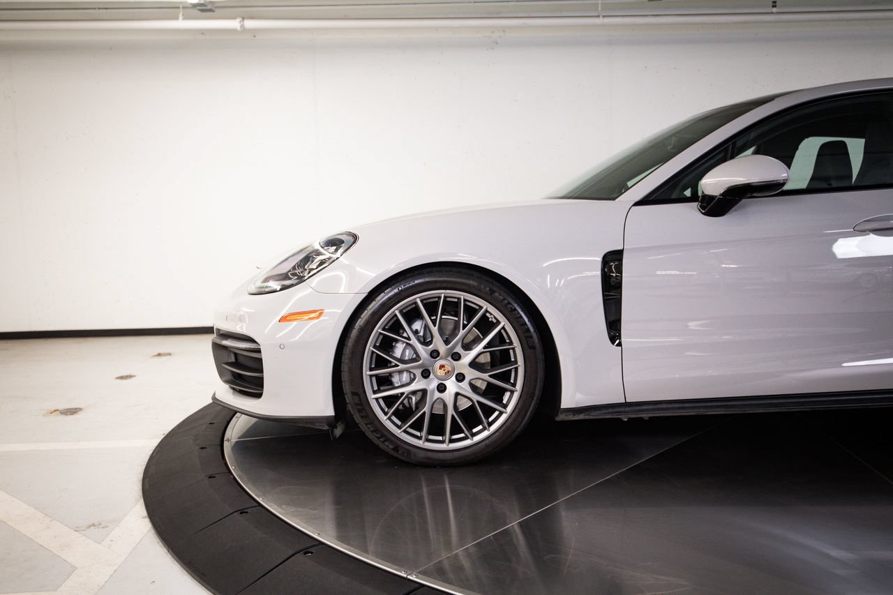Certified 2022 Porsche Panamera 4 AWD/4WD image 11