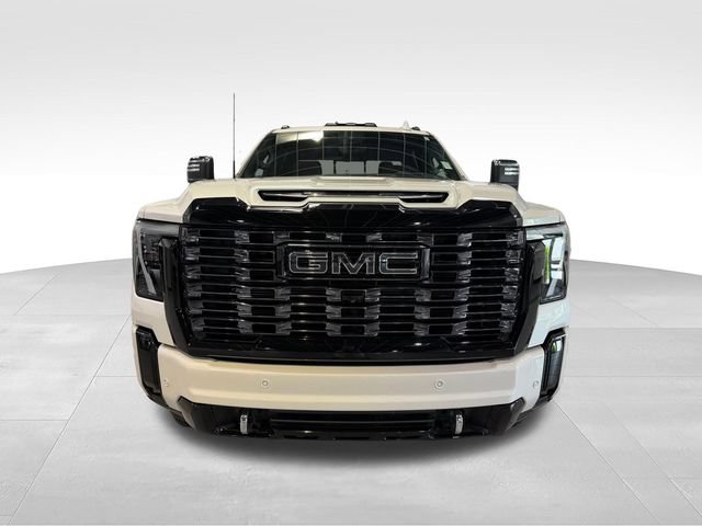 Used 2025 GMC Sierra 2500 Denali Ultimate w/ Max Trailering Package AWD/4WD image 2