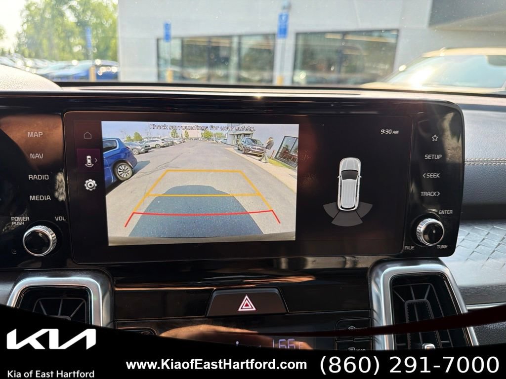 Certified 2023 Kia Sorento SX AWD/4WD image 31