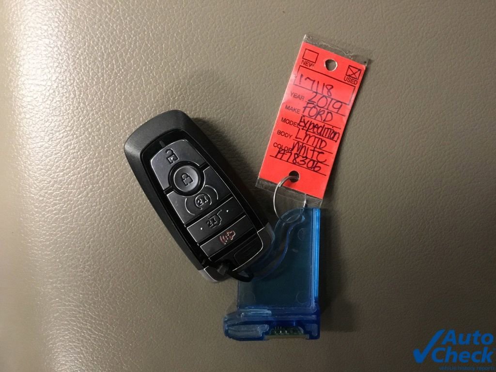 Used 2019 Ford Expedition Limited w/ Equipment Group 301A image 48