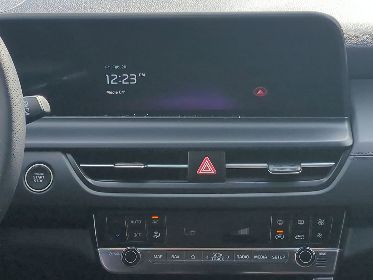 New 2025 Kia Seltos SX w/ SX Sunroof Package AWD/4WD image 18