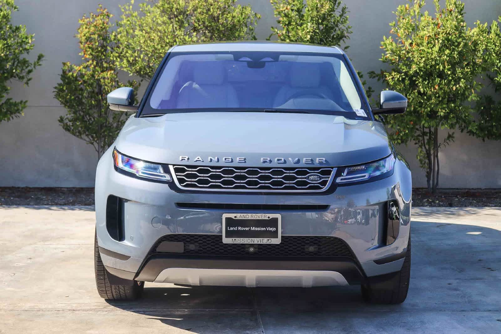 Used 2021 Land Rover Range Rover Evoque SE AWD/4WD image 2