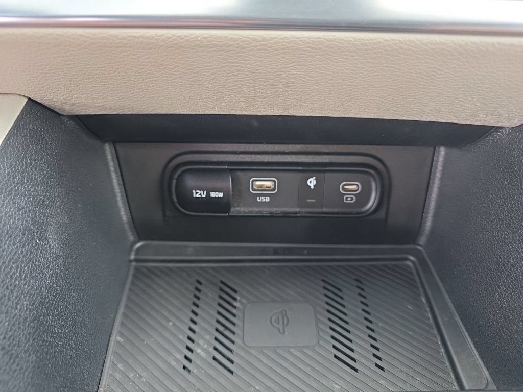 Used 2023 Kia Sportage EX FWD image 21