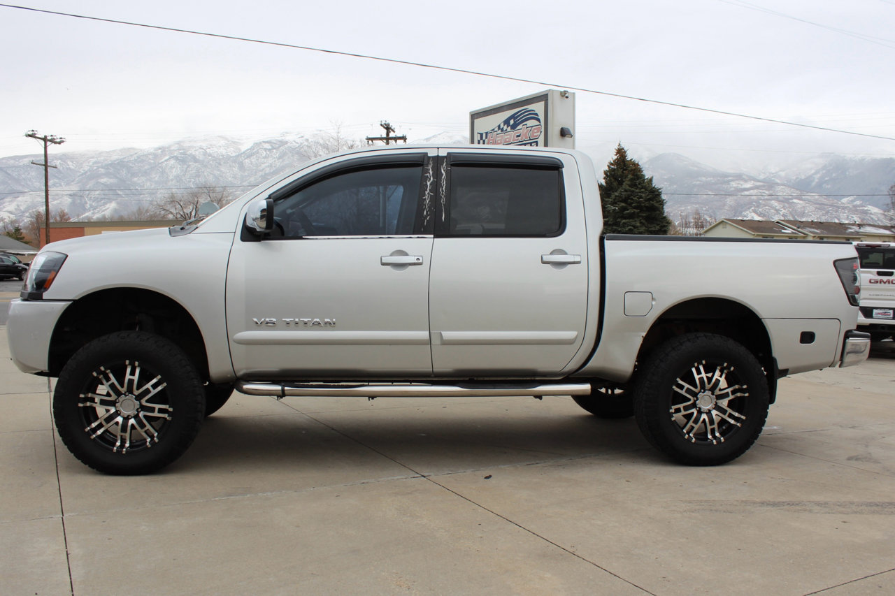 Used 2006 Nissan Titan LE w/ (R02) LE Off-Road Pkg image 35