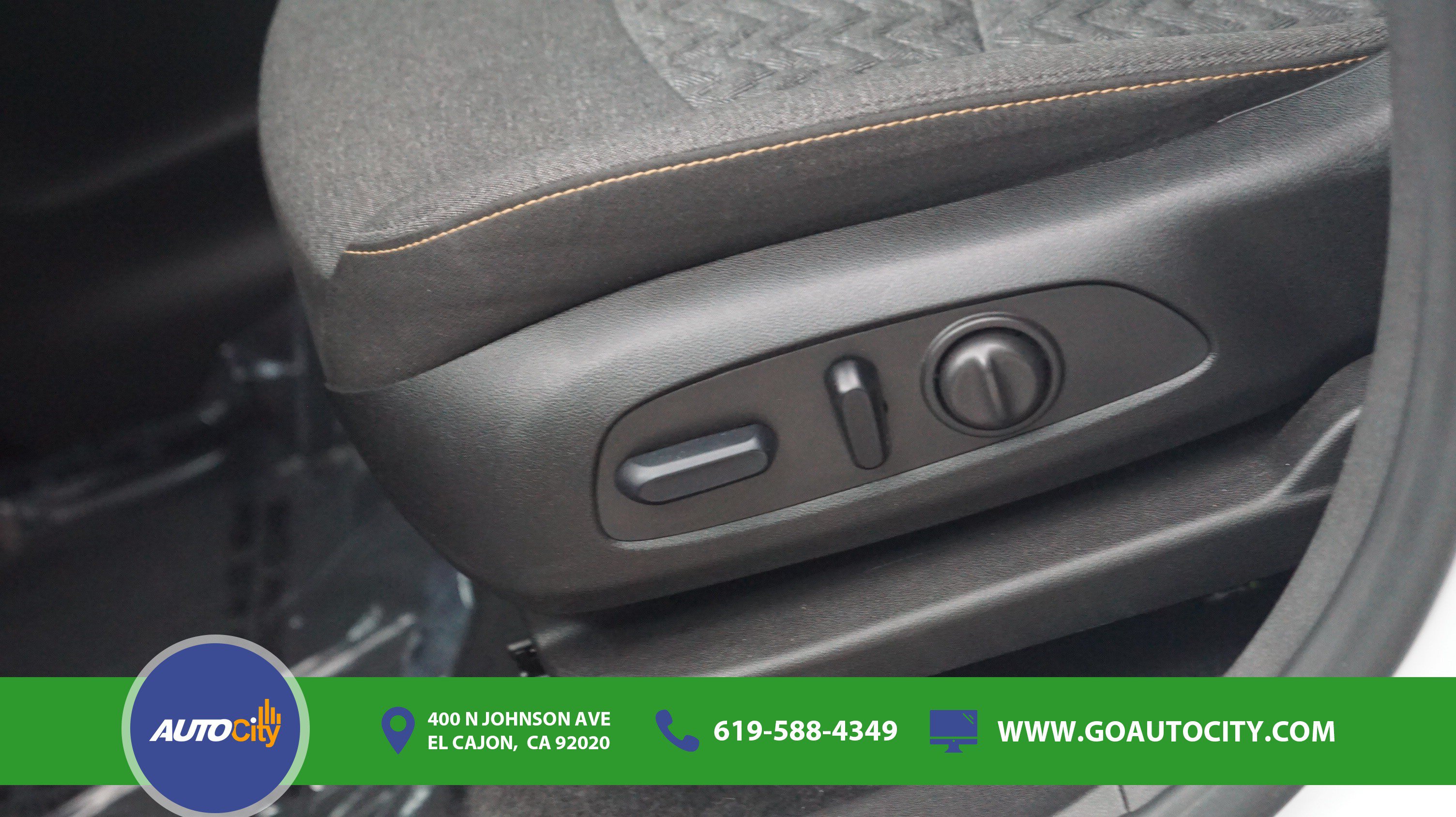 Used 2024 Chevrolet Equinox LT FWD image 17