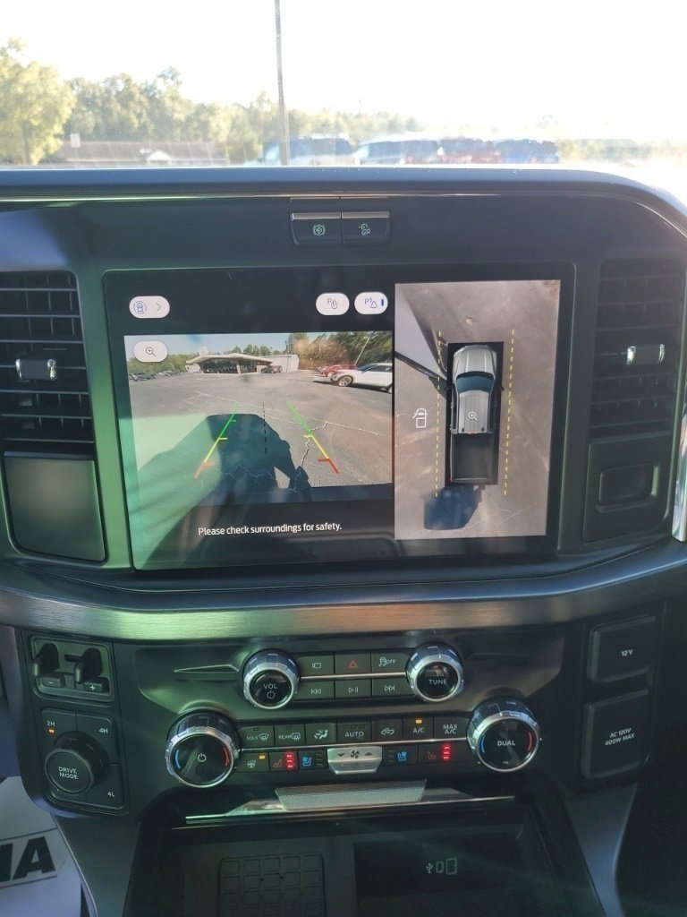 Used 2025 Ford F250 Lariat w/ Chrome Package image 22