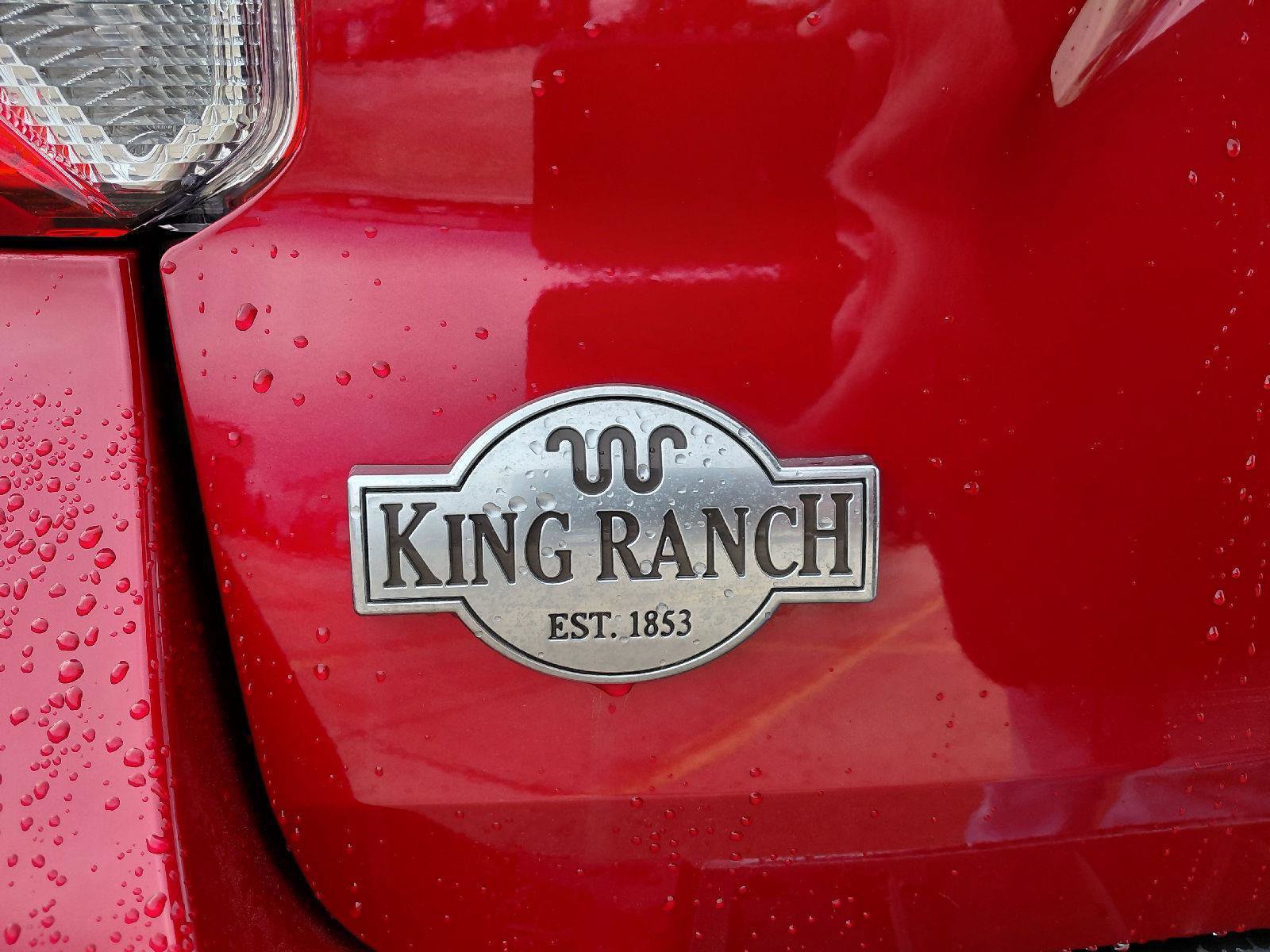 Used 2022 Ford Explorer King Ranch w/ Premium Technology Package image 20