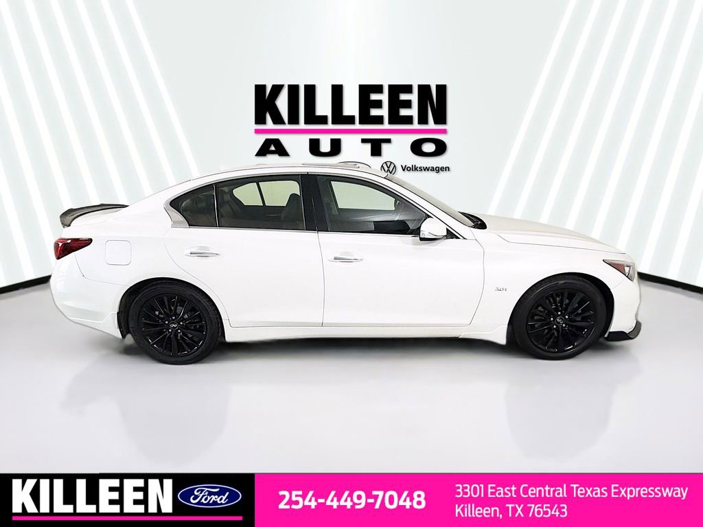 Used 2018 INFINITI Q50 Luxe w/ Essential Package (3.0T Luxe) AWD/4WD image 9