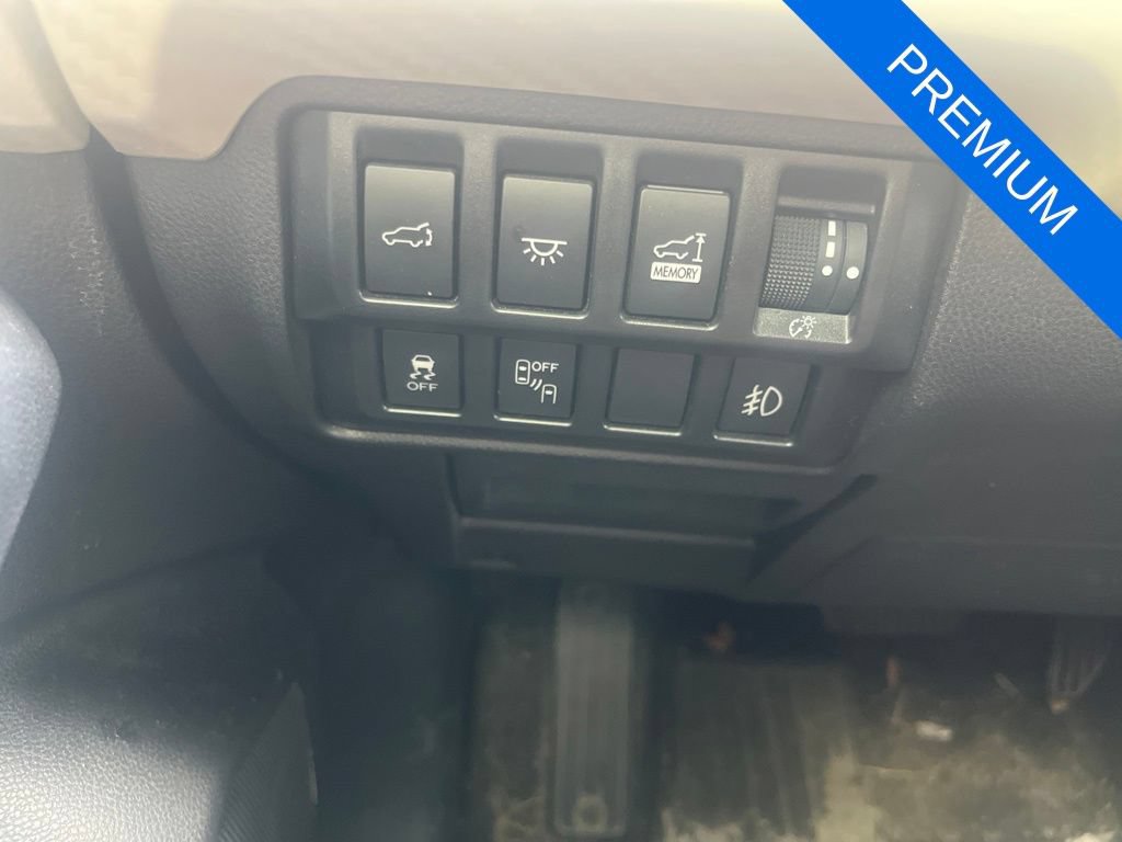 Used 2020 Subaru Ascent Premium w/ Convenience Package AWD/4WD image 11
