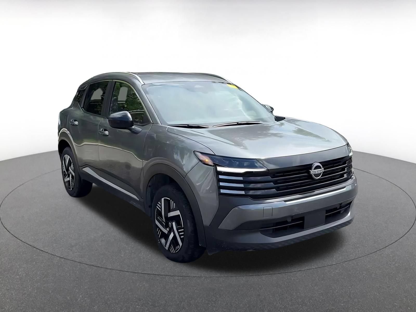 Used 2026 Nissan Kicks SV w/ Cold Weather Package FWD video 2