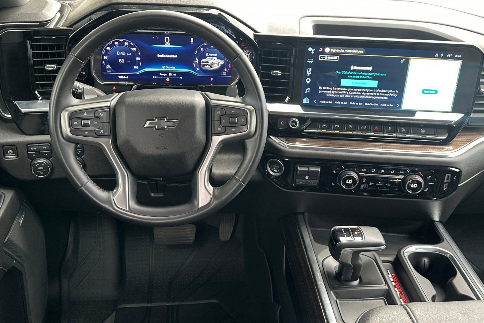Used 2025 Chevrolet Silverado 1500 LT Trail Boss w/ LT Trail Boss Premium Package AWD/4WD image 15