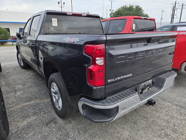 Used 2024 Chevrolet Silverado 1500 LT AWD/4WD image 4