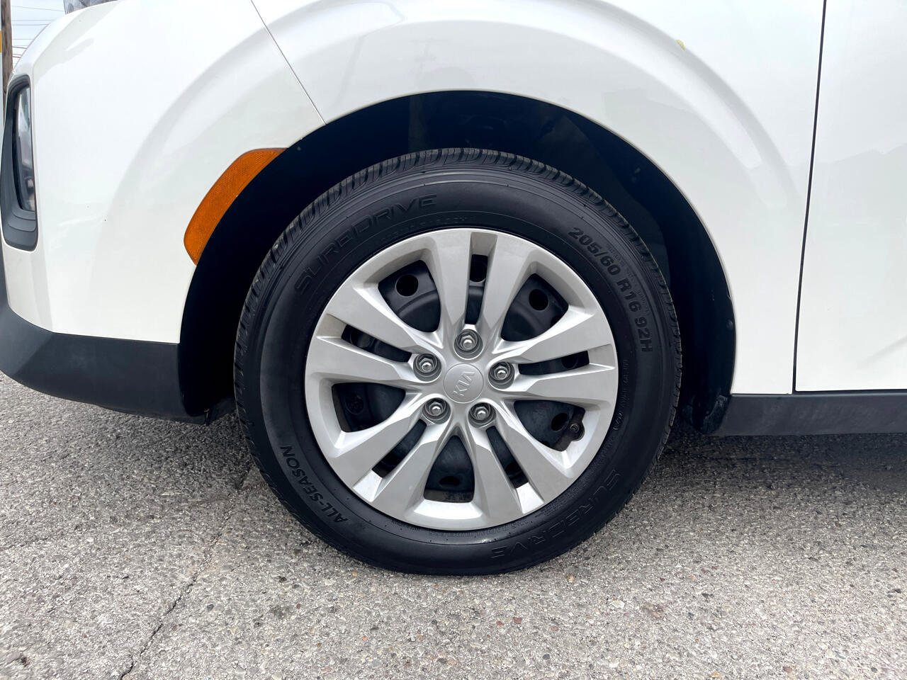 Used 2021 Kia Soul LX image 23