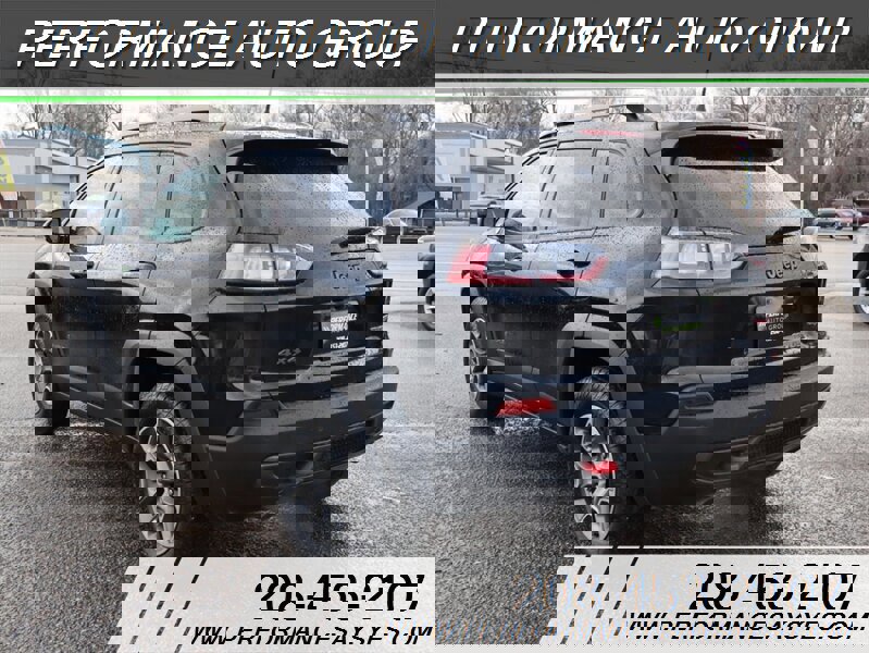 Used 2020 Jeep Cherokee Trailhawk w/ Cold Weather Group image 5