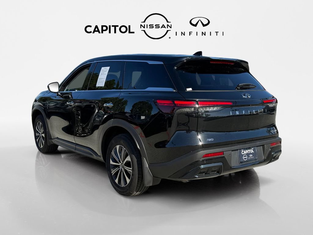 Used 2025 INFINITI QX60 Pure image 8