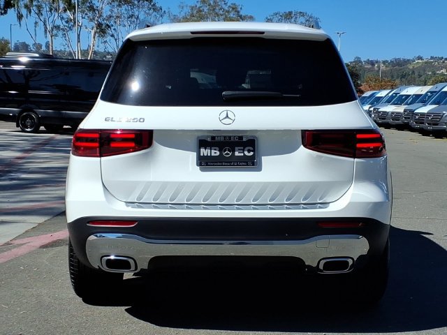 New 2026 Mercedes-Benz GLB 250 image 22