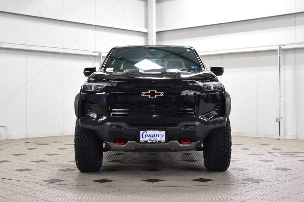 New 2026 Chevrolet Colorado ZR2 w/ Technology Package AWD/4WD image 2