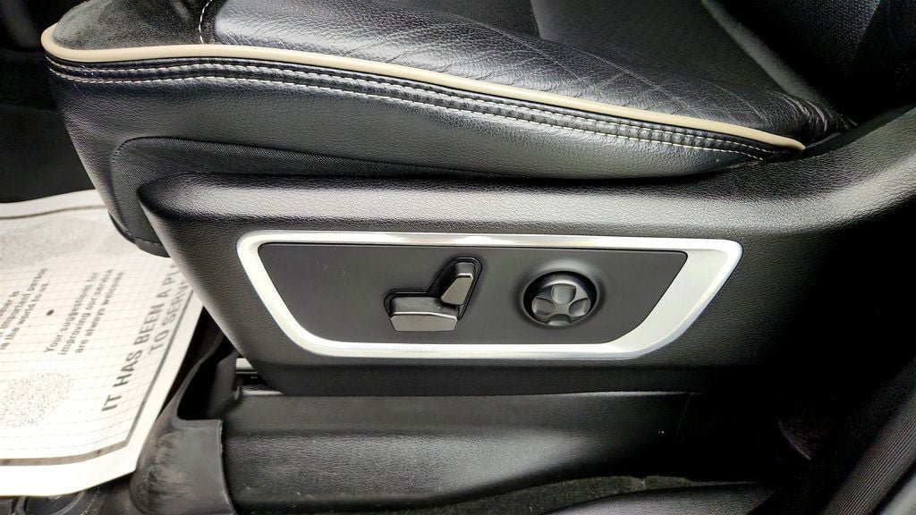 Used 2021 RAM 1500 Laramie AWD/4WD image 11