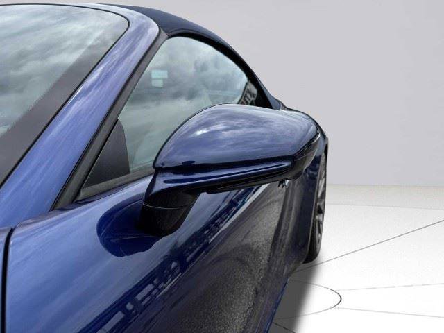 Used 2024 Porsche 911 Carrera RWD image 10