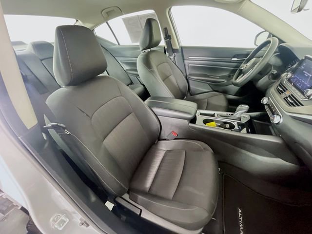 Used 2024 Nissan Altima 2.5 SV FWD image 26
