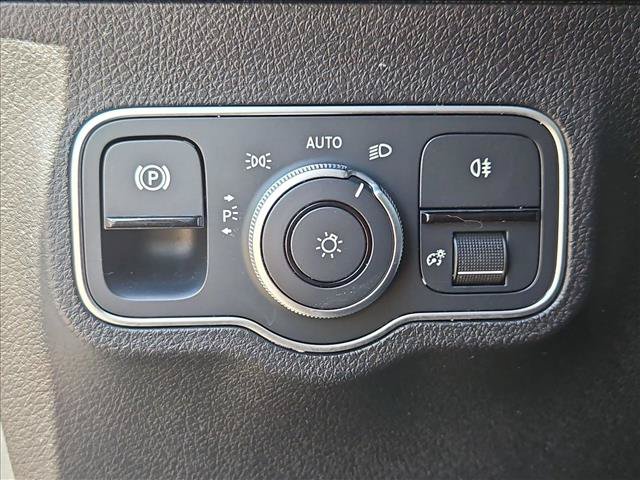 Used 2023 Mercedes-Benz GLB 35 AMG 4MATIC image 17