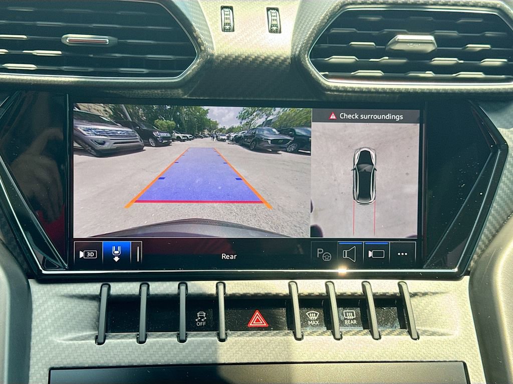 Used 2024 Lamborghini Urus Performante image 14