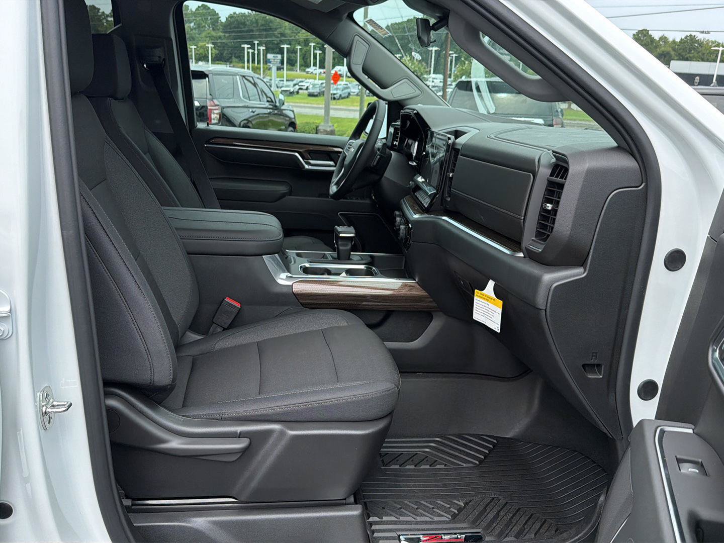 New 2026 Chevrolet Silverado 1500 LT AWD/4WD image 13