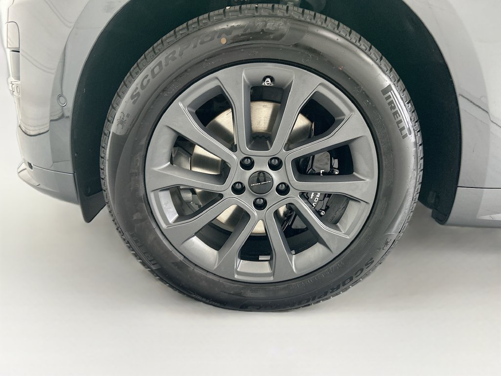 New 2026 Land Rover Range Rover Sport Dynamic SE AWD/4WD image 29