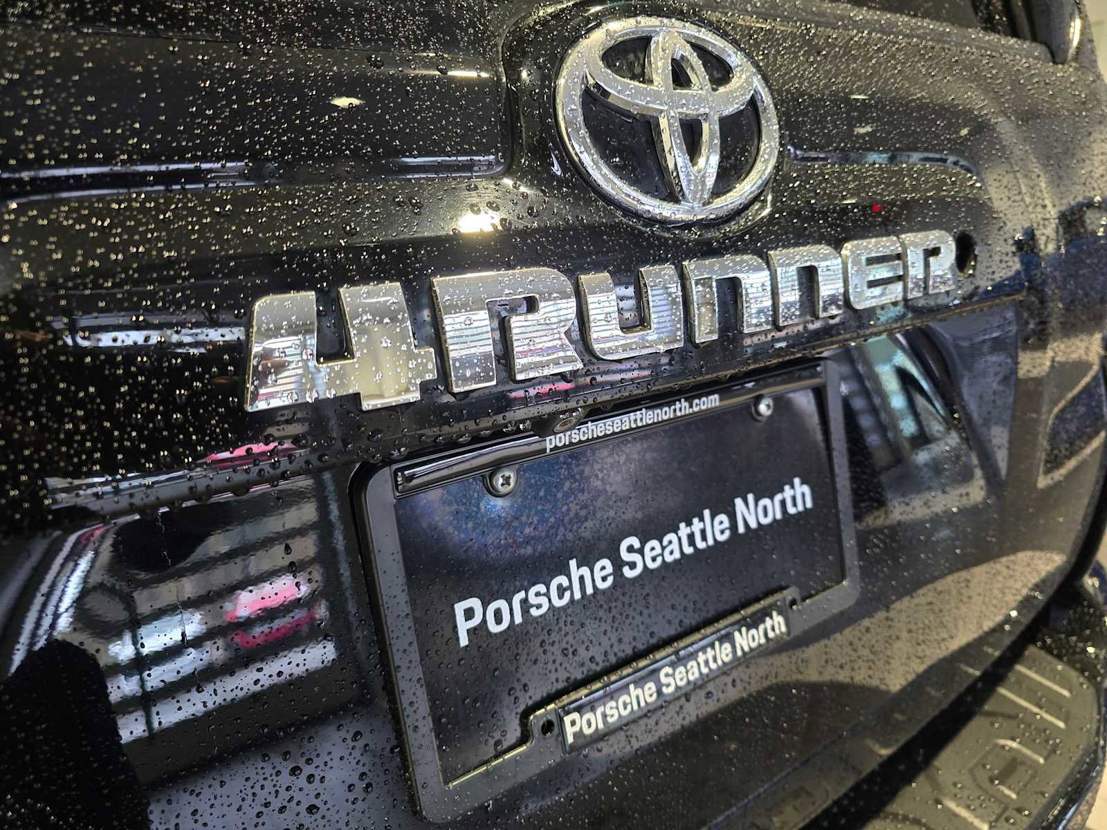 Used 2015 Toyota 4Runner SR5 AWD/4WD image 13