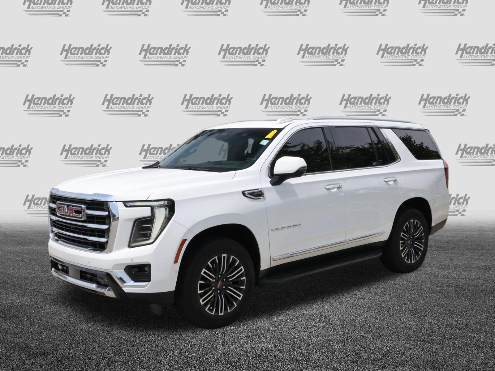 Used 2025 GMC Yukon Elevation AWD/4WD image 5