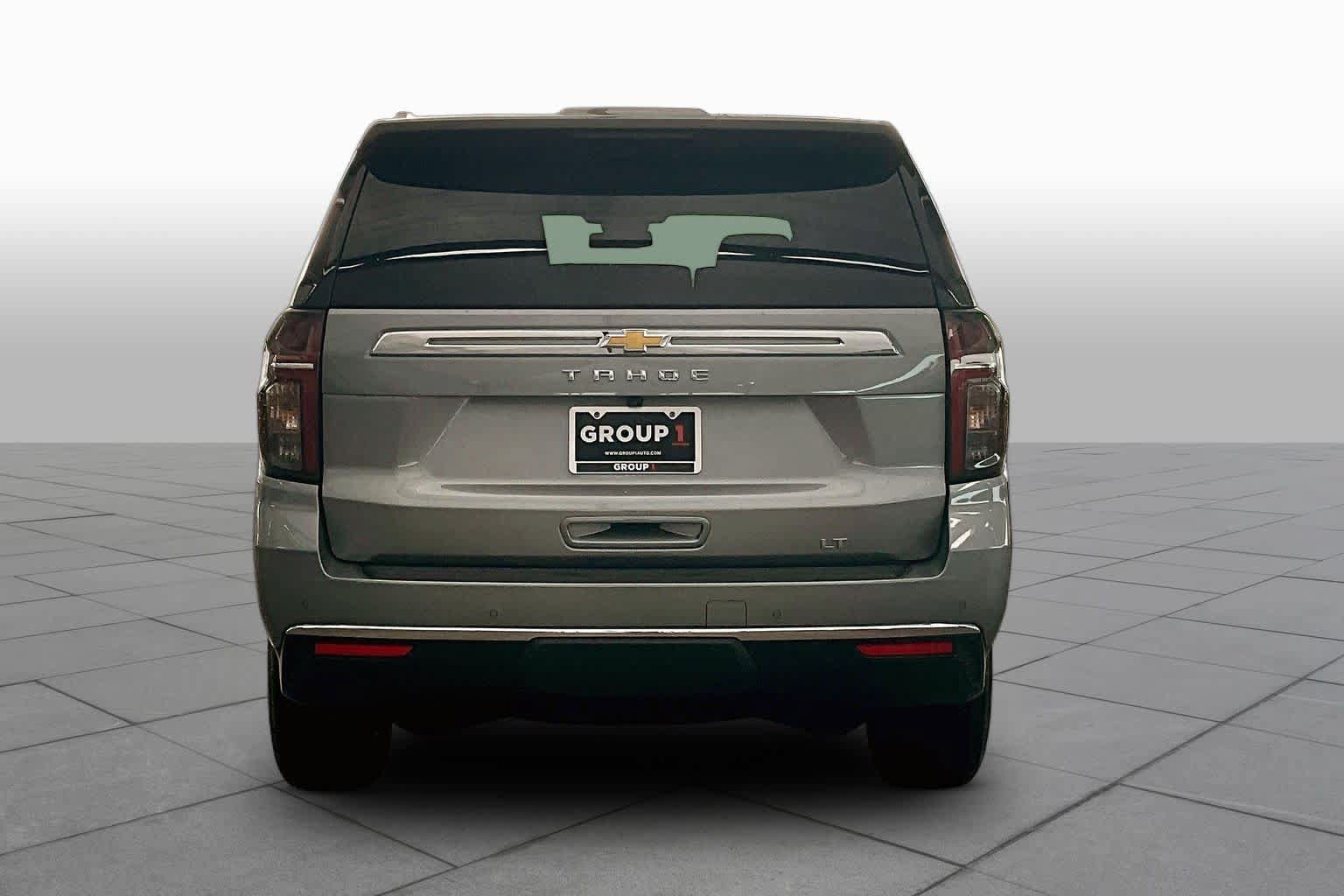 Used 2024 Chevrolet Tahoe LT w/ Luxury Package RWD image 5