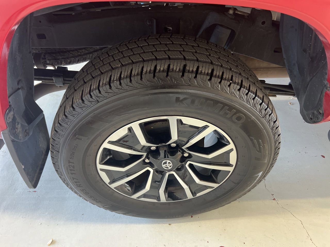 Used 2022 Toyota Tacoma TRD Sport AWD/4WD image 14