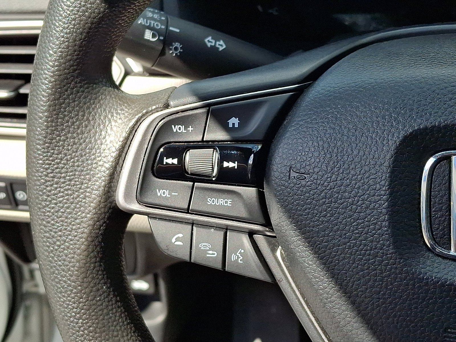 Used 2019 Honda Accord LX image 20