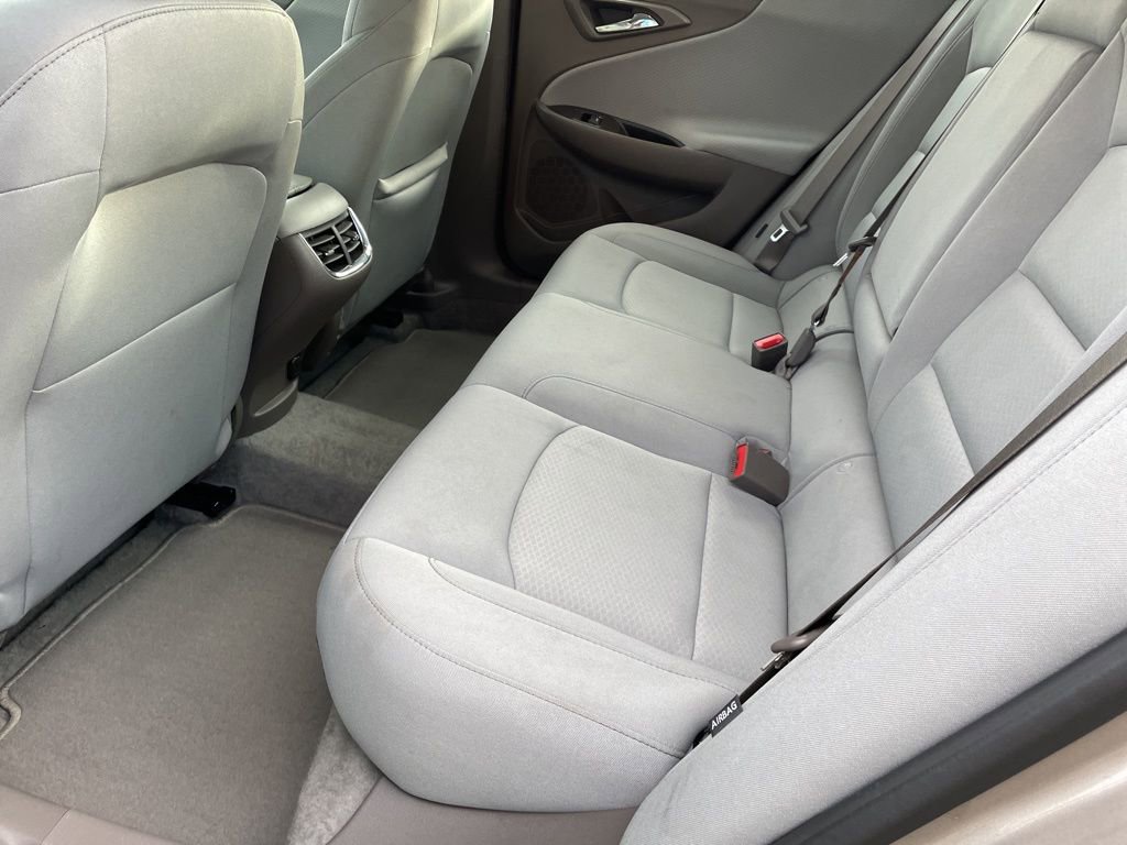 Used 2025 Chevrolet Malibu LT image 41