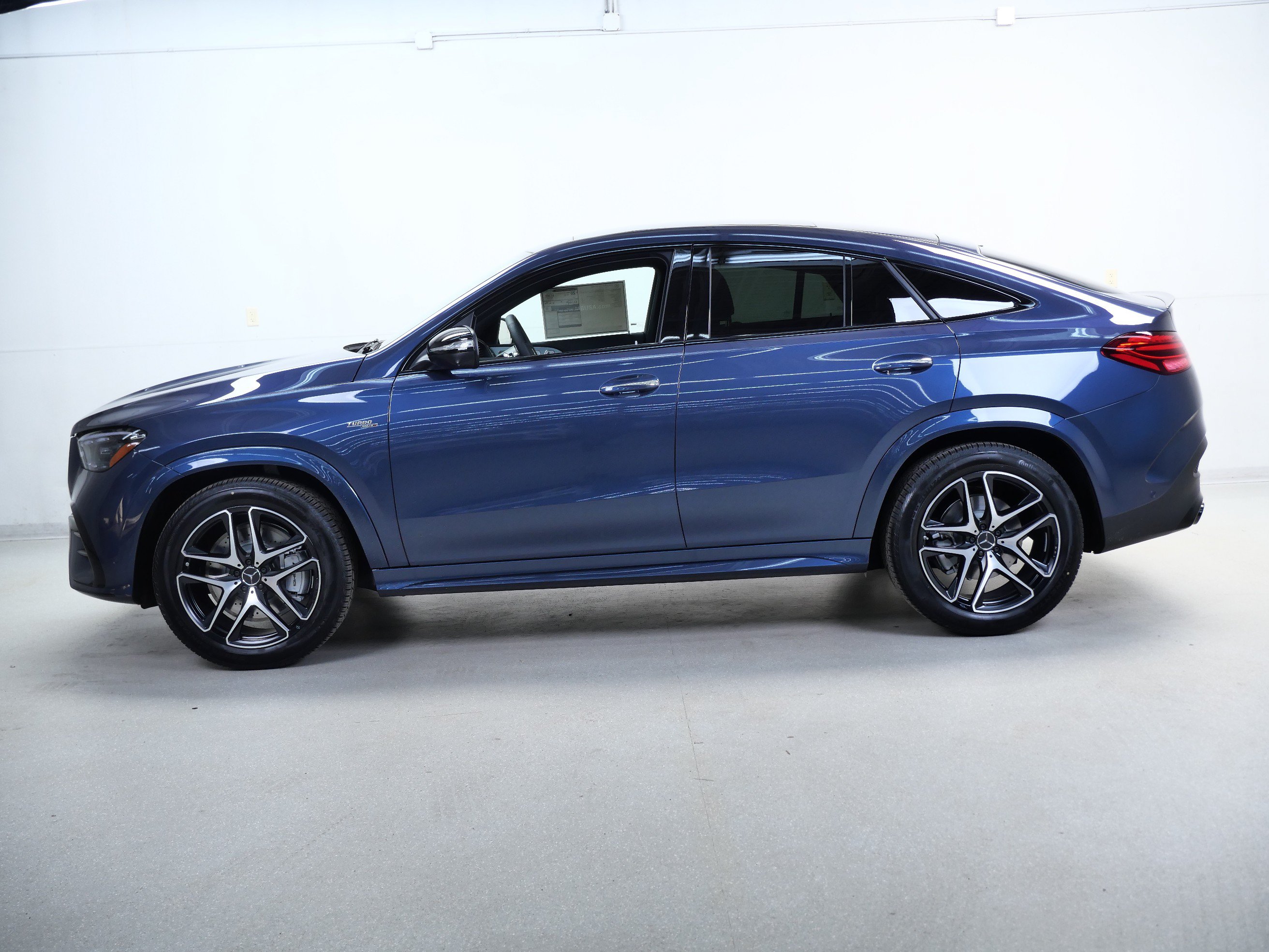 New 2026 Mercedes-Benz GLE 53 AMG 4MATIC Coupe image 5