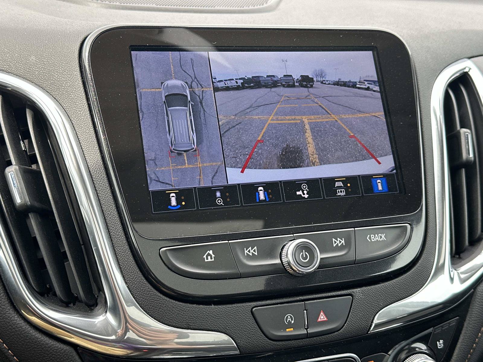 Certified 2024 Chevrolet Equinox Premier AWD/4WD image 30
