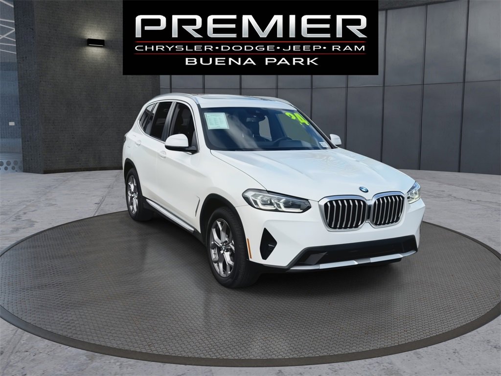 Used 2024 BMW X3 xDrive30i w/ Premium Essential Package image 2