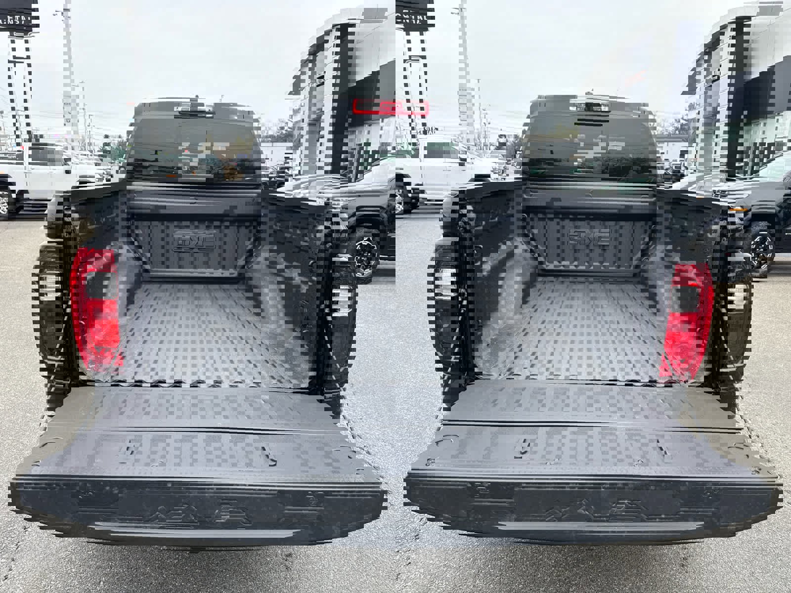 New 2026 GMC Canyon Denali image 10