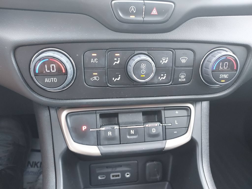 Used 2022 GMC Terrain Denali AWD/4WD image 24