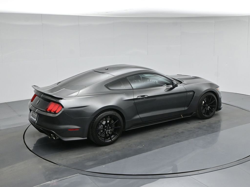 Used 2016 Ford Mustang Shelby GT350 w/ Technology Package image 39