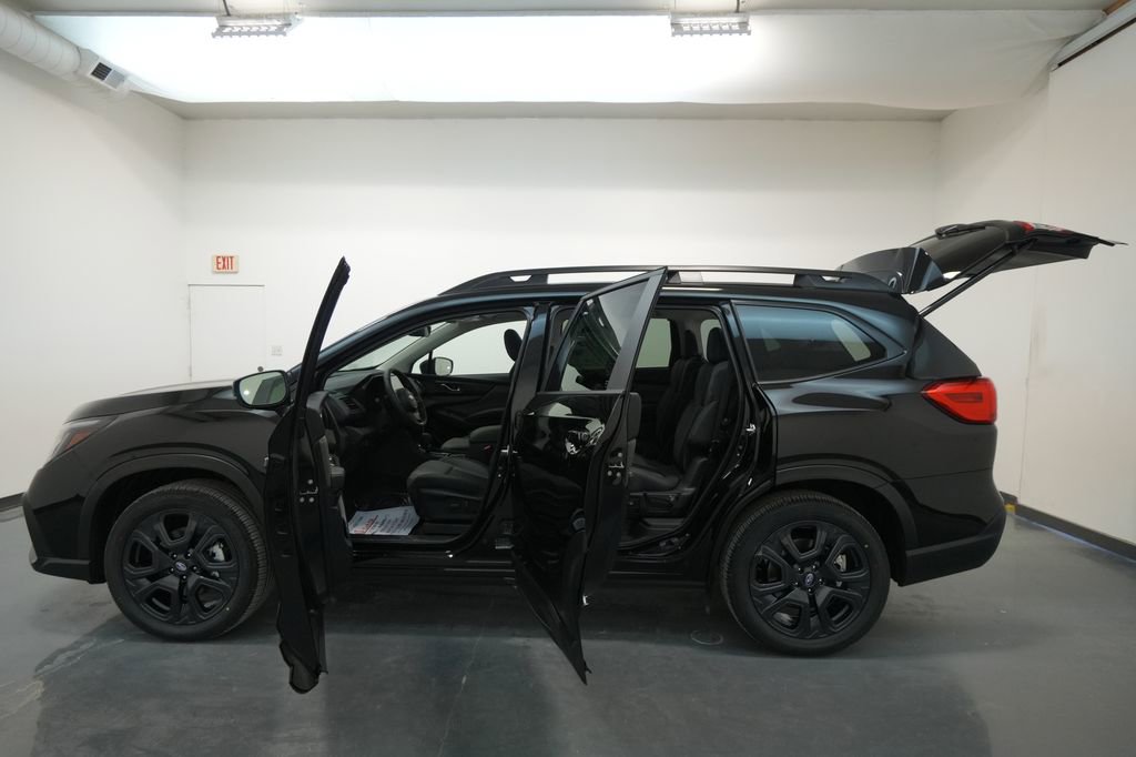 New 2025 Subaru Ascent Onyx Edition image 25