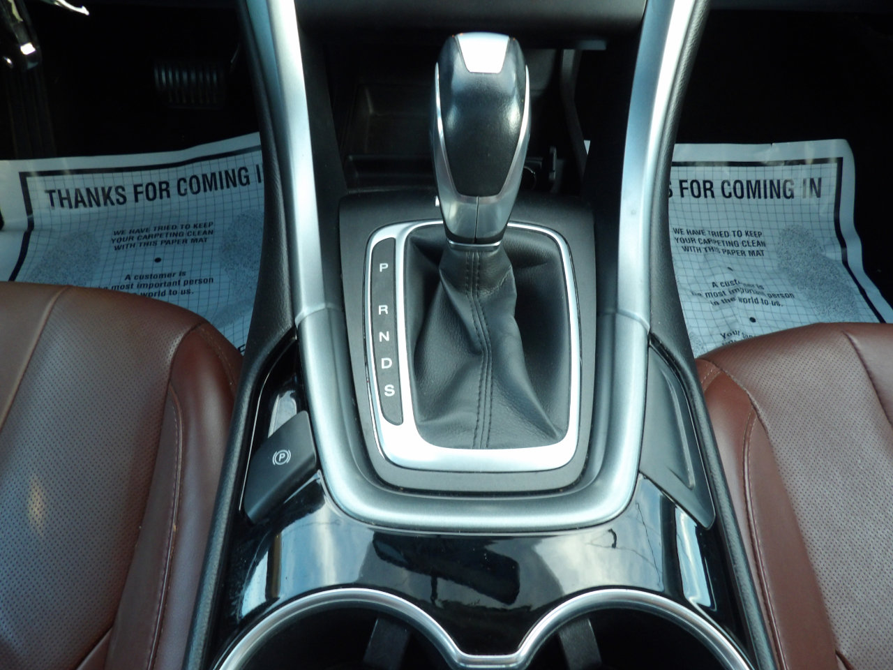 Used 2016 Ford Fusion SE w/ Equipment Group 202A image 26