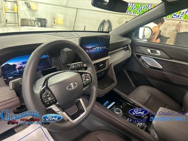 New 2025 Ford Explorer Platinum w/ Ultimate Package image 13