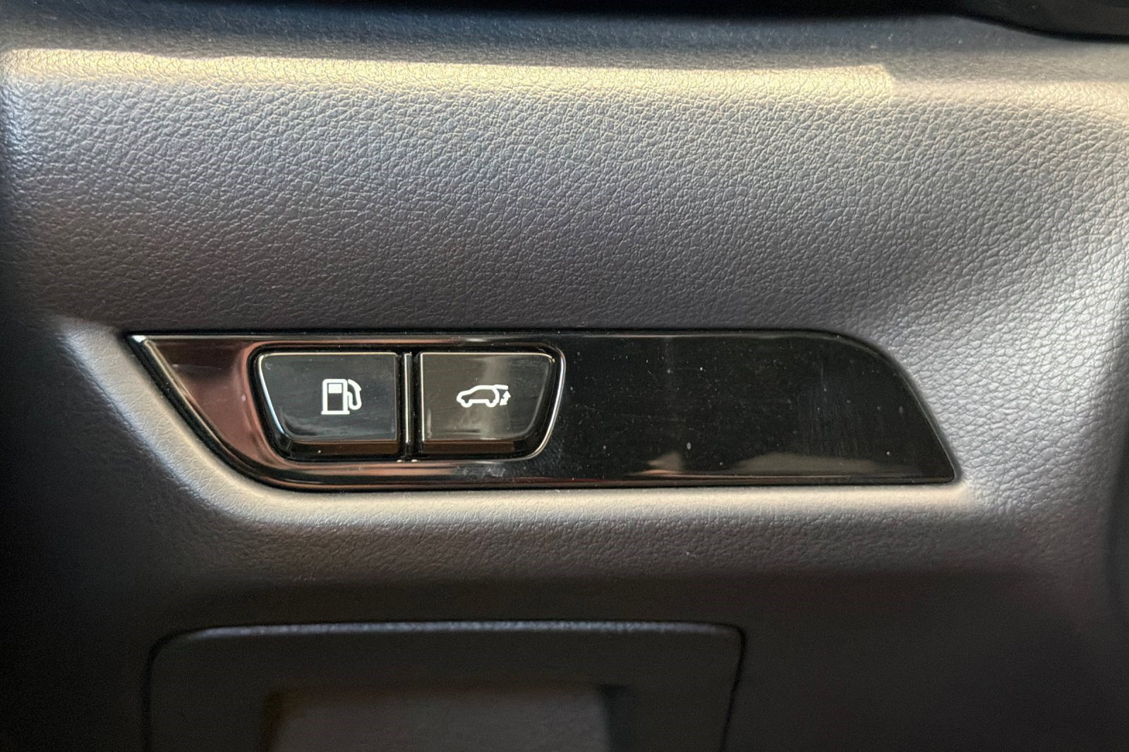 Used 2024 Lexus NX 250 FWD image 35