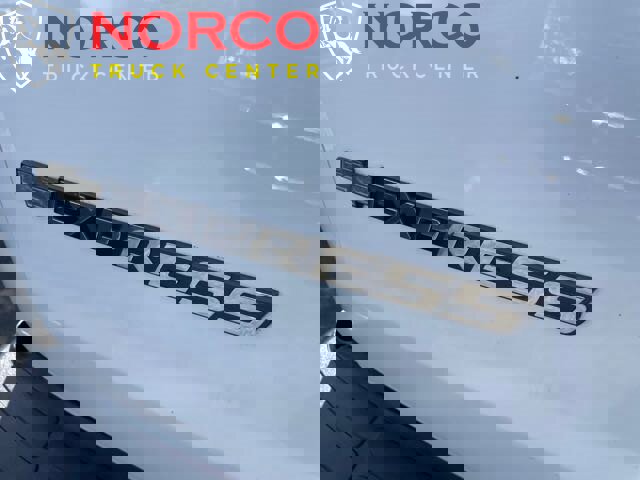 Used 2018 Chevrolet Express 2500 w/ Driver Convenience Package image 17