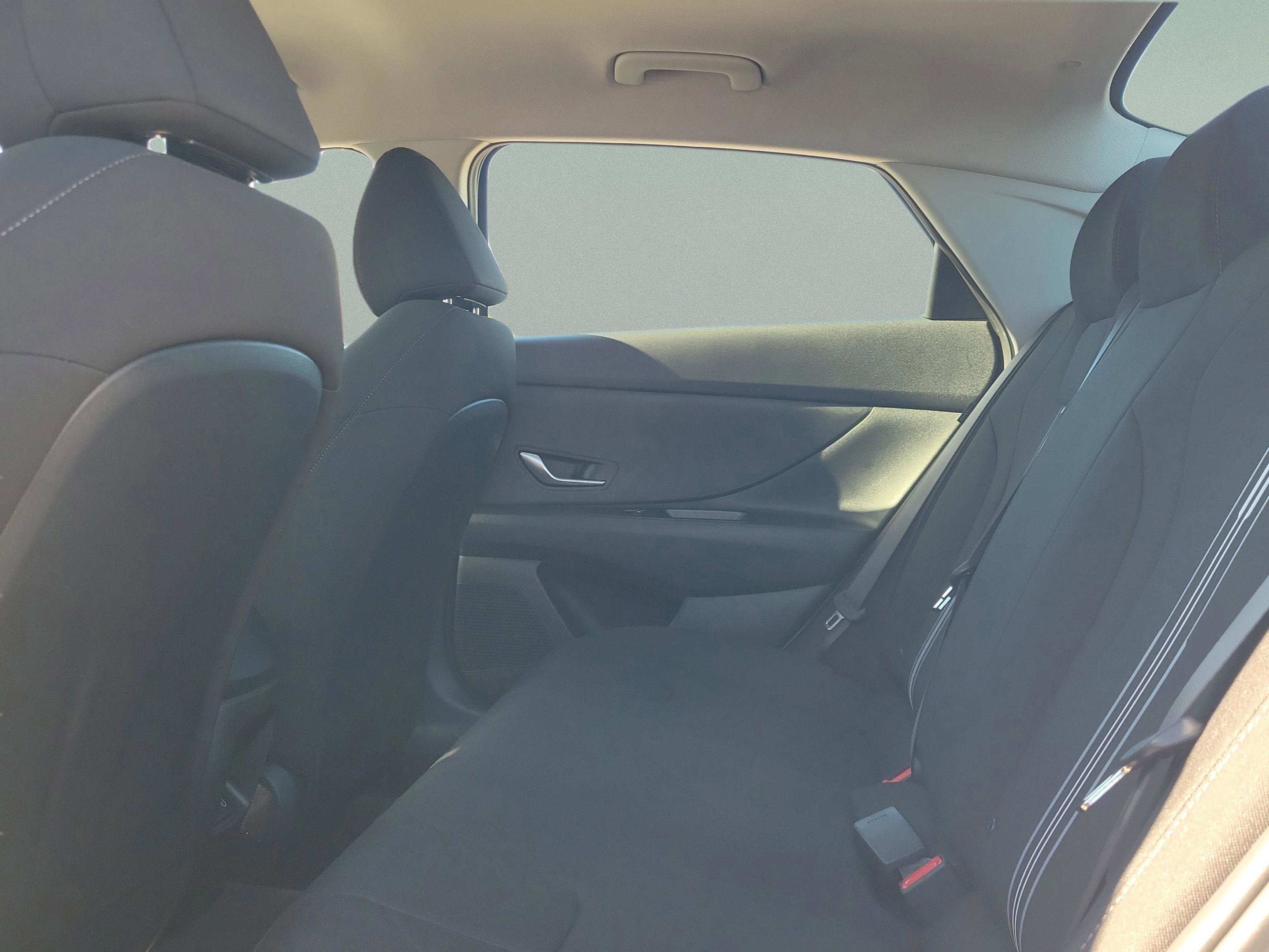 New 2026 Hyundai Elantra Blue image 10