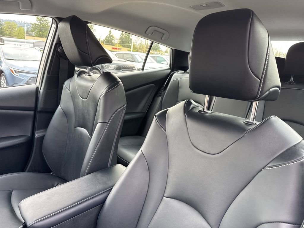 Used 2021 Toyota Prius Prime Limited image 14